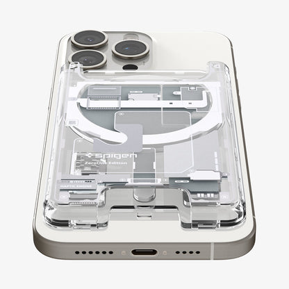 AFA07401 - Ultra Hybrid Zero One MagFit Wallet (MagFit) in Zero One White showing partial back and bottom